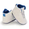 İlk Walkers Klasik Moda Bebek Ayakkabıları Sıradan Erkekler ve Kızlar Yumuşak Bottom Vaftiz Sneakers Birinci Sınıf Konfor Yürüyüş 231117