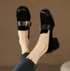Sapatos de escritório de fivela preta marrom cubra as mulheres 2023 Saudado sapatos de salto alto