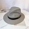 Bérets 10 pcs/lot vente en gros classique britannique été goutte évider ceinture papier Fedoras casquette hommes femmes Panama Jazz chapeau