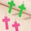 Brincos de bloqueio Creative Multicolor Cross Charms pendente de acrílico Jesus religioso para mulheres jóias de tendência de hip hop feminino