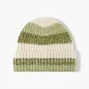 Beanie Skull Caps Fashionable Warm Striped Color Matching Wool Hat For Women in Autumn and Winter Outdoor Warm Cold Hat For Men Mångsidil Brimlös stickad hatt
