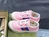 Lüks bebek spor ayakkabılar sevimli pembe tuval ayakkabı slip sole çocuk tasarımcı ayakkabı boyutu 26-35 sonbahar renkli şerit kız ayakkabı nov15
