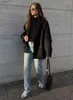 Mélanges de laine pour femmes TRAF femmes mélange de laine manteau Vintage revers Cape Sles manteau mode surdimensionné bouton manteau automne hiver Chic extérieur vêtements d'extérieur L231118