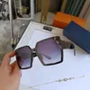 Мода роскошная дизайнер Lou Vut Cool Sunglasses 2022 New Fashion L Семейная горячая сеть красные солнцезащитные очки Большой рамка Square Street Shoot