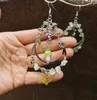Boucles d'oreilles pendantes Champignon vert olive magique debout sur la lune Prehnite Cottagecore Jewelry Witchy Boho
