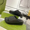 pantofole Designer di lusso Ladies Lntelocking g Sandalo Hollow Platform Sandalo Lovely Women Mule Summer Beach Lady Sliders