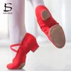 أحذية الرقص للنساء أحذية Girls Ballet Jazz Salsa أحذية Soft Sole Low Heels Kids Dancing Slippers Pink Black Red Children Sneakers 230418