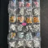 Naklejki naklejki 100pcs na pudełko paznokcie biżuteria Pearl Ręcznie robione kawaii paznokcie urok sztuki dostosuj naklejki 3D akrylowe kwiaty 231117