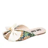 Kapdy Baotou Floral Half Flat Kaptety damskie letnia moda Pearl Pearl Bow Soft Bottom One Foot Sandals Women 230418