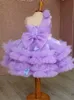 ゴージャスなふわふわの花の女の子のドレス3Dバタフライフローラルパールアプリケートパープルビッグボウバックレスバースデーチュチュラブリーガールズページェントクリスマスドレス403