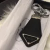 Designer unisexe porte-clés accessoires P porte-clés lettre modèle de luxe voiture porte-clés bijoux cadeaux lanières pour sac à clés F181