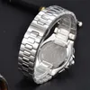 Montres carrées de créateurs coûteuses avec bracelet en acier à quartz de haute qualité Montres pour hommes Les montres pour femmes peuvent être portées par les agents d'usine