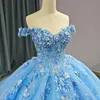 Luxe Hemelsblauw Uit De Schouder Quinceanera Jurken Kralen Applicaties Handgemaakte Bloemen Kralen Prinses Baljurken Sweet 15 Feestkleding