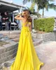 Party Dresses 2023 Sexy Halter Lady Long Yellow Prom Criss Cross Sweep Train Chiffon Summer Beach Evening Gowns