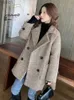 Женское пальто из смесовой шерсти, женское пальто 2023, осень-зима, корейский британский стиль, ретро, утепленная версия средней длины, женская одеждаL231118