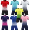 Collezione 2022 Nuovi uomini Kid Set da calcio personalizzati Maglie da calcio Club Team Football Training Uniform Suit Bambino adulto Set Fast Dry Q231118