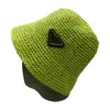 Yaz Erkek Tasarımcı Hasır Kova Şapka Bayan Lüks Gömme Şapka Çim Örgü Geniş Ağız Güneş Plaj Şapka Düz Kapaklar Bob