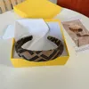 designer pannband kvinnor pannband modemärke bow bow brev tillbehör logo garn pannband tillbehör g med förpackning 18 november