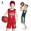 Utomhus T-shirts Anpassade polyesterpojkar Basketuniform Set Kids Basketball Jersey Summer Basket Basket Shirt for Children W2066 231117