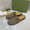 Mężczyźni płótno skóra cielęca mule projektant pantofel sandały ze skóry cielęcej zakryte palce pantofel beżowy heban sandały luksusowe letnie buty na co dzień z pudełkiem