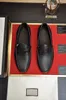 12 Model män läderskor oxford designer klänningskor gentleman's eleganta affärsformella sko lägenheter bröllop lyxskor elegant patent läder loafers