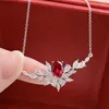 Łańcuchy 925 Silver Syntetyczny Ruby Naszyjnik Oval 7 9 Kwiat Zaawansowany łańcuch