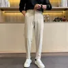 メンズスーツスプリングファッションメンカジュアルパンツスリムな韓国スタイルプリーツテーパーマレススーツズボンストリートウェアA46