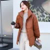 Hot Selling Fashion Autumn And Winter Large Size Lightweight Coat Women's Short White Duck Down Puffer Jacket Women