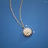 Collane con ciondolo Zircone di moda Collana di girasoli rotanti super brillanti per le donne Ragazze Gioielli di tendenza in acciaio al titanio di lusso