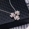 fiore ciondolo in argento oro iniziale collana con pendente a croce di diamanti set collane a strati per donne gioielli di moda firmati alla moda regali di nozze per feste vendita di ragazze