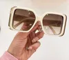 Occhiali da sole quadrati di grandi dimensioni gradiente marrone dorato Donne Designer Sun Glasshi Sonnenbrille Shades Uv400 Eyewear con scatola