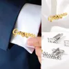 커프 링크 개인화 된 1Pair 사용자 정의 여성을위한 이름 CuffLinks 남성 스테인리스 커프 버튼 클립 보석 커플 선물 230419