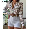 Zweiteilige Damenhose CM.YAYA Baju Olahraga Wanita Liburan Pantai Kaus Lengan Panjang Daun Bunga dan Celana Pendek Cocok Dua Set 2 Potong Pakaian Luar 230418