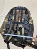 Sac à dos pour hommes de luxe Bagure de sac à dos féminin grand sac d'école net carharttes bookbag camouflage camouflage crossbody sacs d'école fourre
