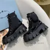 Vrouwen Rois martin laarzen militair geïnspireerde gevechtslaarzen nylon zakje bevestigd aan de enkel met bandje maat 35-41