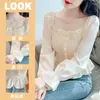 Bloups feminina Blouse French Square Neck Bubble Sleeve para mulheres no início da primavera doce Agaria plissada Cintura Lace Up Small Short Top