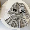 Kinderdesigner-Mädchenkleid gefälschtes zweiteiliges Frühlings- und Herbstneues Mädchenbaby beiläufiges gehobenes Markenprinzessinkleid Größe 110-160 cm f1