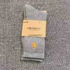 Serviette Hommes Chaussettes pour hommes 2023 Chaussettes Marque de mode Carhart Bas Outillage Marée Long Barrel Or massif Brodé Basketball Bux3