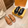 Zapatillas clásicas en relieve para mujer, sandalias de fondo plano de cuero, zapatos de playa de diseñador, zapatillas de ocio para el hogar para parejas, sandalias Unisex