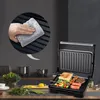 Ander keukengereedschap 750 W Huishoudelijke mini-steakmachine Hamburger Gebakken ei Elektrische zandmaker Non-stick oppervlak Grill Broodrooster EU-stekker 231118