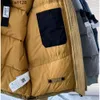 Дизайнерская куртка с камнями-островом 2023 Зима Новая металлическая нейлоновая пуховая куртка модного бренда Открытый функциональный пуховик Мужская женская пуховик