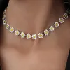 Choker Elegant Flower Daisy Clavicle Necklace For Women Statement Bridal Wedding Party Jewelry Korean Bead Pendant Birthday Gift