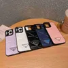 iPhone Beautiful Cases 15 14 Pro Max LU Sac à main de luxe en cuir de haute qualité 18 17 16 15pro 14pro 13pro 12pro 13 12 Étui de téléphone avec boîte Commandes mixtes Drop Shipping Support B7