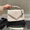 Lüks Kadın Omuz Çantası Tasarımcı Çanta Kadın Havyar Çanta Omuz Çantası Çanta Klasik Diyagonal Şerit Kapitone Zincir Çift Katmanlı Flip Plaka Orta Crossbody