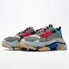 2020 Balenciaga Triple-S 3.0 shoes Luxury Brand calçados casuais Preto Marinho Verde Cinza único clara verde Homens Mulheres Sneakers fluo vermelho Paris pai Trainers