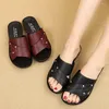 Offene Sommerzehe Frauen 2024 Sandalen weibliche Leder-Freizeitschlupf auf Hausschuhen atmungsaktuelle Spaziergänge Plus Size 35-43 239 Pers 123 Pers