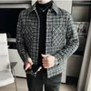 Herrjackor Single-Breasted Trench Coat Veste Homme Fashion Retro Tartan Jacka Aautumn och Winter Men's Slim Short Woolen Coat S-3XL 231118