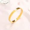 Modne bransoletki Kobiety Bankle Luksusowa designerska bransoletka Crystal 18 -karatowe złoto plisowane ze stali nierdzewnej prezent biżuterii ślubnej