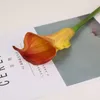 Dekorativa blommor 1pc calla artificiell simulering riktig touch lily falsk blommor bukett för bröllop brud heminredning
