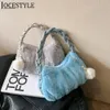 Abendtaschen Mode Flauschig für Frauen Y2k Mini Pelzige Tasche Winter Handgelenk PU Geflecht Riemen Fuzzy mit Anhänger Tote Handtaschen Geldbörse 231118